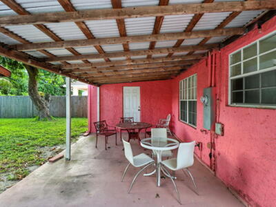 423 Kern Street, West Palm Beach, FL 33405