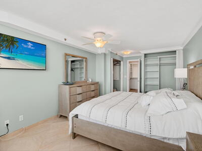 4511 S Ocean Boulevard, Highland Beach, FL 33487