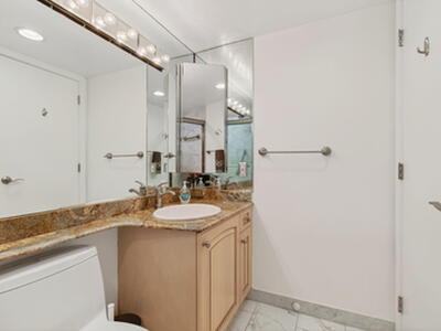 4511 S Ocean Boulevard, Highland Beach, FL 33487