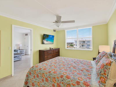 4511 S Ocean Boulevard, Highland Beach, FL 33487