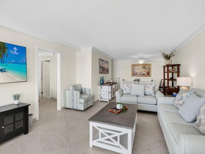 4511 S Ocean Boulevard, Highland Beach, FL 33487