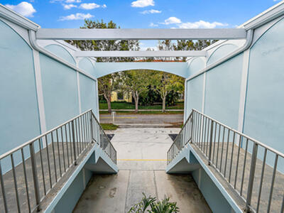 401 Southwind Drive, North Palm Beach, FL 33408