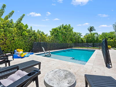 942 SE 13th Avenue, Deerfield Beach, FL 33441