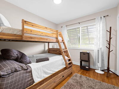 942 SE 13th Avenue, Deerfield Beach, FL 33441