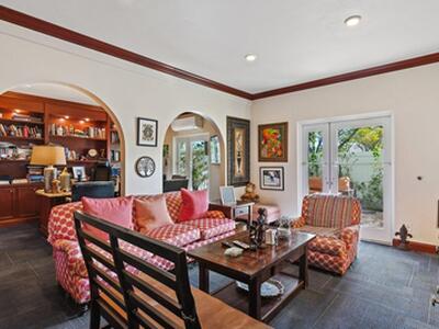 7051 Seacrest Boulevard, Lake Worth, FL 33462