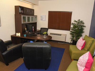 7051 Seacrest Boulevard, Lake Worth, FL 33462