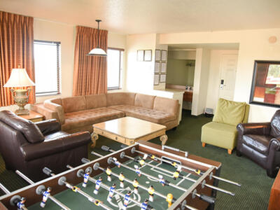 7051 Seacrest Boulevard, Lake Worth, FL 33462