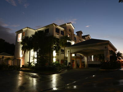 7051 Seacrest Boulevard, Lake Worth, FL 33462