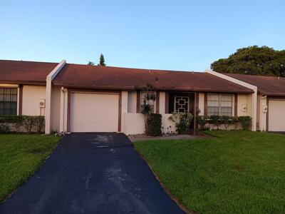 5262 Breadfruit Circle