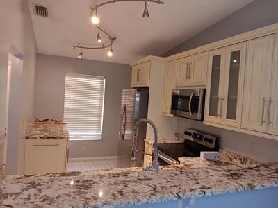 5262 Breadfruit Circle, Delray Beach, FL 33484