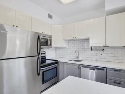 609 NE 13th Avenue, Fort Lauderdale, FL 33304