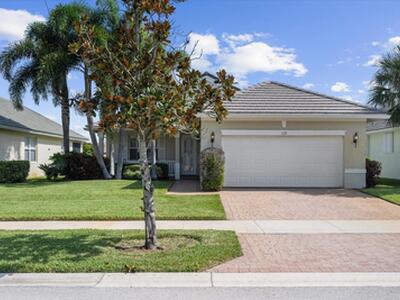 122 NW Swann Mill Circle, Port Saint Lucie, FL 34986