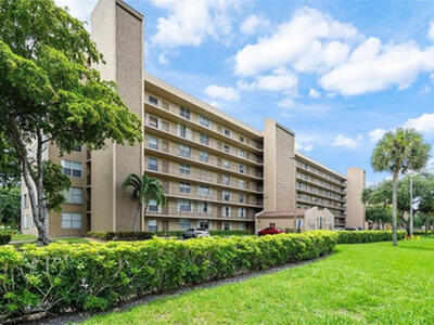 4570 NW 18th Avenue, Deerfield Beach, FL 33064