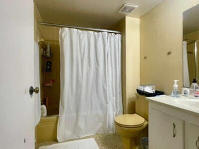 4570 NW 18th Avenue, Deerfield Beach, FL 33064