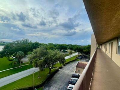 4570 NW 18th Avenue, Deerfield Beach, FL 33064