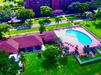 4570 NW 18th Avenue, Deerfield Beach, FL 33064