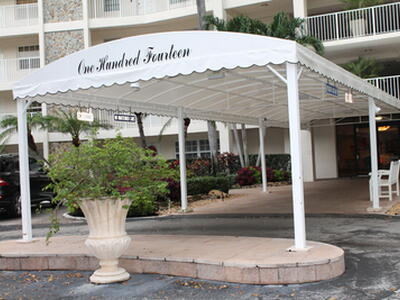 3507 Oaks Way, Pompano Beach, FL 33069