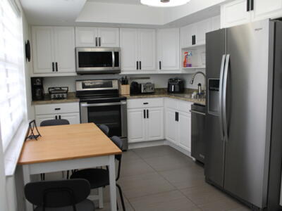 3507 Oaks Way, Pompano Beach, FL 33069