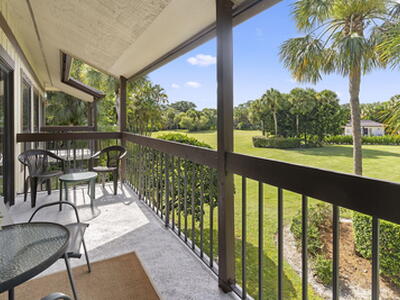 13334 Polo Club Road, Wellington, FL 33414