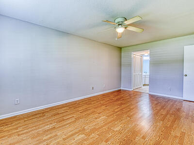 950 S Kanner Hwy, Stuart, FL 34994