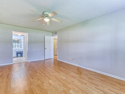 950 S Kanner Hwy, Stuart, FL 34994