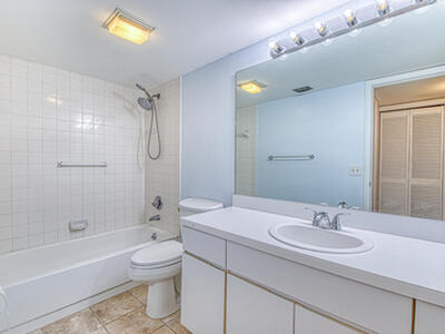 950 S Kanner Hwy, Stuart, FL 34994