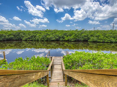 950 S Kanner Hwy, Stuart, FL 34994