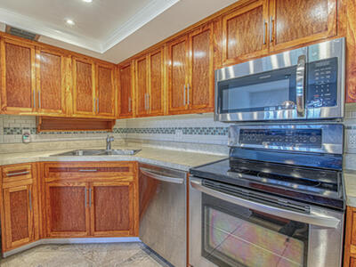 950 S Kanner Hwy, Stuart, FL 34994