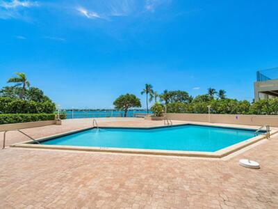 5600 N Flagler Drive