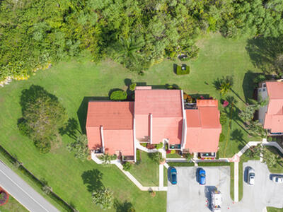 3303 SE Sandpiper Circle, Port Saint Lucie, FL 34952