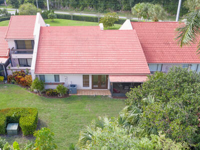 3303 SE Sandpiper Circle, Port Saint Lucie, FL 34952