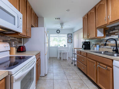 3303 SE Sandpiper Circle, Port Saint Lucie, FL 34952