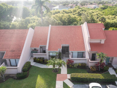 3303 SE Sandpiper Circle, Port Saint Lucie, FL 34952