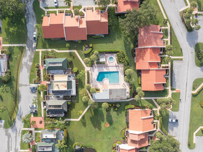 3303 SE Sandpiper Circle, Port Saint Lucie, FL 34952