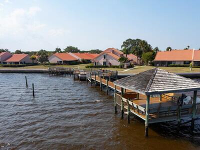 3303 SE Sandpiper Circle, Port Saint Lucie, FL 34952