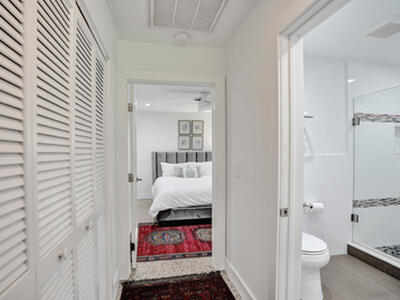 221 N Swinton Avenue, Delray Beach, FL 33444