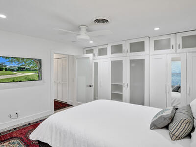 221 N Swinton Avenue, Delray Beach, FL 33444