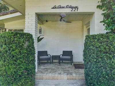 221 N Swinton Avenue, Delray Beach, FL 33444