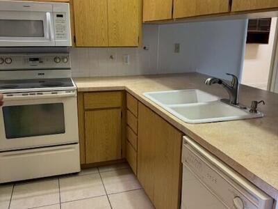 2421 Village 102 Boulevard, West Palm Beach, FL 33409