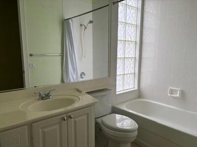 11595 SW Rockingham Drive SW, Port Saint Lucie, FL 34987