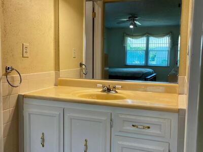 910 Savannas Point Drive, Fort Pierce, FL 34982