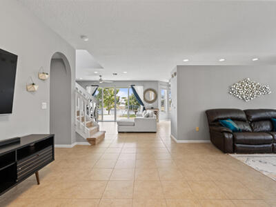 2253 Balsan Way, Wellington, FL 33414