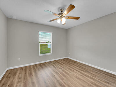 5884 NW Files Court, Port Saint Lucie, FL 34986