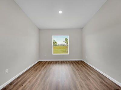 5884 NW Files Court, Port Saint Lucie, FL 34986