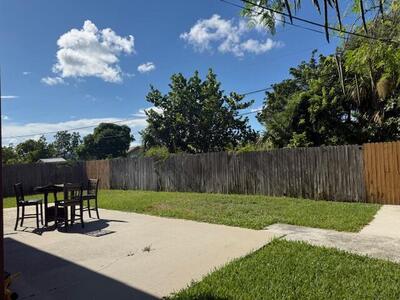 1390 W 33rd Street, Riviera Beach, FL 33404