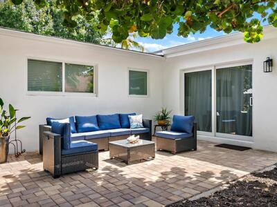 517 Gulf Road, North Palm Beach, FL 33408