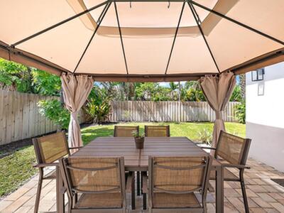 517 Gulf Road, North Palm Beach, FL 33408