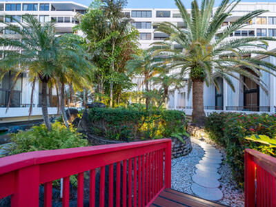 3589 S Ocean Boulevard Boulevard, South Palm Beach, FL 33480