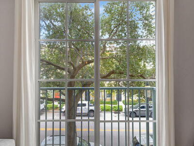 630 S Sapodilla Avenue, West Palm Beach, FL 33401