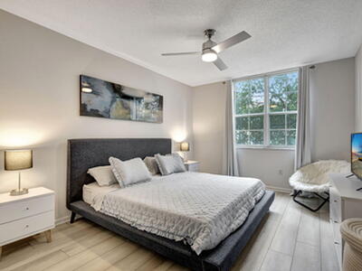 630 S Sapodilla Avenue, West Palm Beach, FL 33401